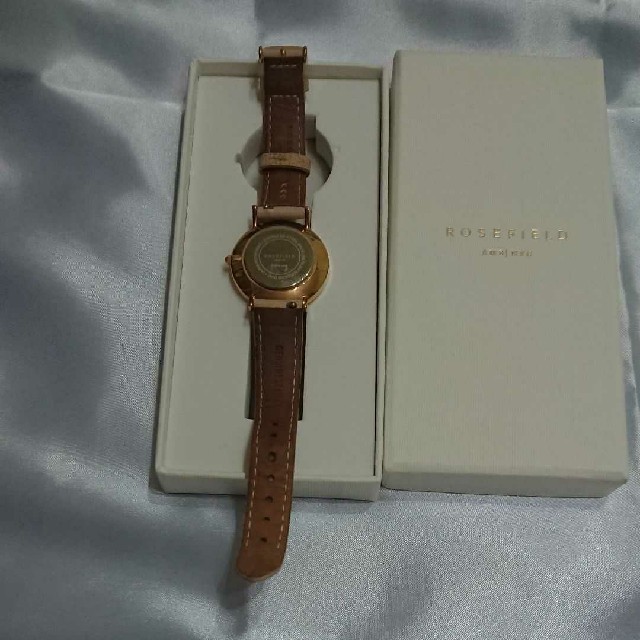ローズフィールド 腕時計 牛革ベルト ベージュ レディースのファッション小物(腕時計)の商品写真
