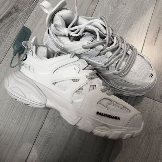 バレンシアガ(Balenciaga)のスニーカー(スニーカー)