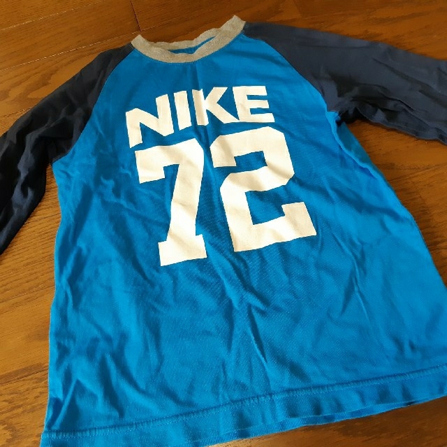 NIKE(ナイキ)のNIKE　長袖Tシャツ キッズ/ベビー/マタニティのキッズ服男の子用(90cm~)(Tシャツ/カットソー)の商品写真