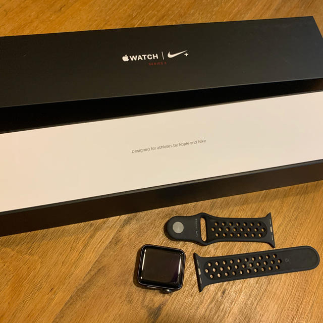 Apple Watch(アップルウォッチ)のApple Watch Nike+ 38mm スペースグレイ ブラック モデル メンズの時計(腕時計(デジタル))の商品写真