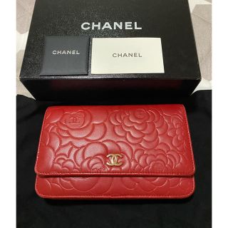 シャネル(CHANEL)のゆりゆり様 専用 CHANEL カメリア チェーンウォレット 美品(ショルダーバッグ)