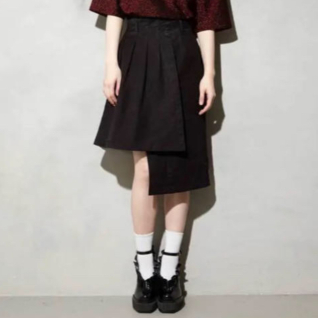 PAMEO POSE(パメオポーズ)のPAMEO POSE  CHIMERA SKIRT レディースのスカート(ひざ丈スカート)の商品写真