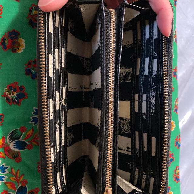 Vivienne Westwood(ヴィヴィアンウエストウッド)のヴィヴィアンウエストウッド　長財布　最終値下げ レディースのファッション小物(財布)の商品写真