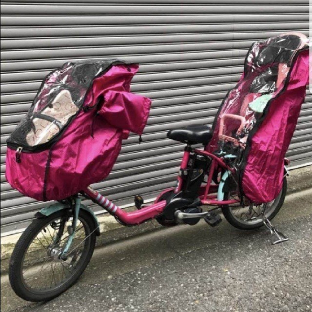 後ろ用　ピンク　子供のせ自転車レインカバー キッズ/ベビー/マタニティの外出/移動用品(自動車用チャイルドシートカバー)の商品写真