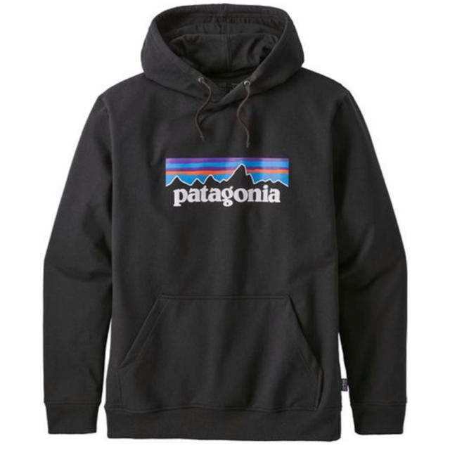 patagonia(パタゴニア)の【新品】パタゴニア P-6 ロゴ アップライザル フーディ ブラック xs  メンズのトップス(パーカー)の商品写真