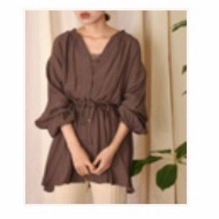 ダブルクローゼット(w closet)の売れなければ処分します！値下げしました！ ロングブラウス(シャツ/ブラウス(長袖/七分))