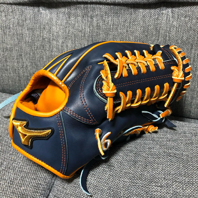 MIZUNO(ミズノ)のミズノプロ 硬式グローブ 内野手用 オーダー スポーツ/アウトドアの野球(グローブ)の商品写真