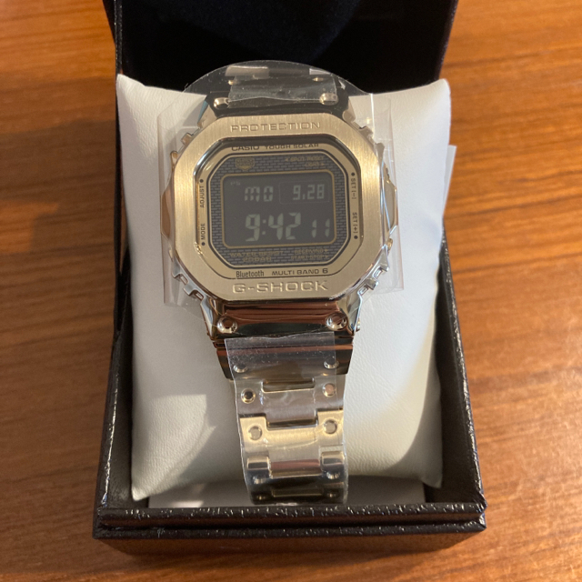 【新品未使用品】CASIO G-SHOCK GMW-B5000GD-9JFBPC周波数