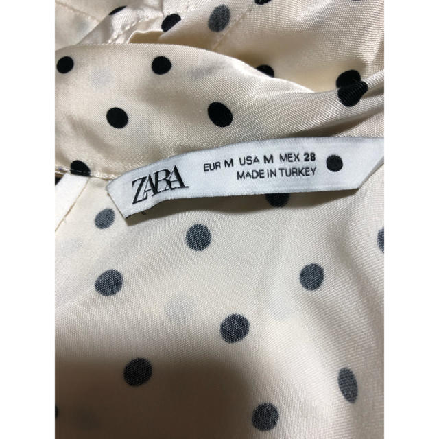 ZARA(ザラ)のZARA ドット柄ロングマキシワンピース レディースのワンピース(ロングワンピース/マキシワンピース)の商品写真