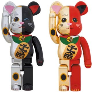 メディコムトイ(MEDICOM TOY)のBE@RBRICK 招き猫 金 赤 /銀 黒 1000% 2体セット(その他)