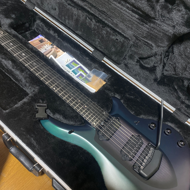 musicman Majesty 7st Arctic Dream 楽器のギター(エレキギター)の商品写真