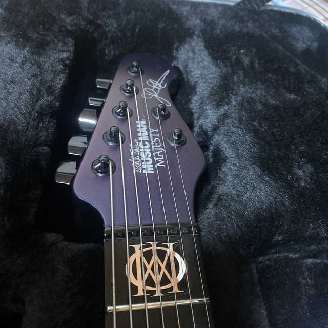 musicman Majesty 7st Arctic Dream 楽器のギター(エレキギター)の商品写真