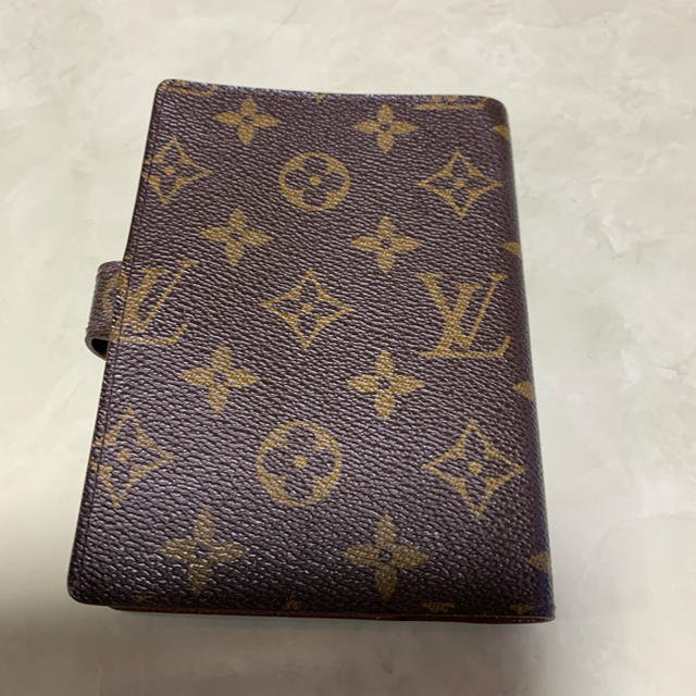 LOUIS VUITTON(ルイヴィトン)の美品✨ルイヴィトン モノグラム手帳カバー　正規品 レディースのファッション小物(名刺入れ/定期入れ)の商品写真