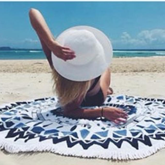 Round beach towel♡♡