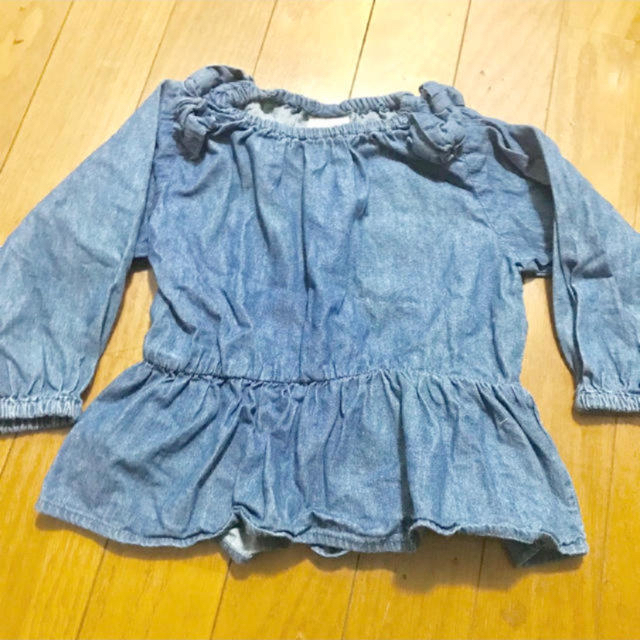 futafuta(フタフタ)のデニム＆フタフタ長袖トップスセット キッズ/ベビー/マタニティのキッズ服女の子用(90cm~)(Tシャツ/カットソー)の商品写真