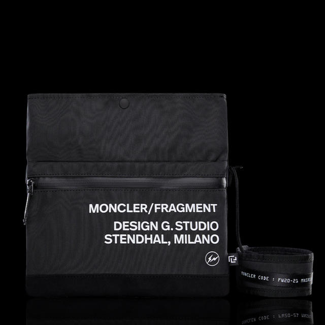 FRAGMENT(フラグメント)の新品【 7 MONCLER FRAGMENT 】サコッシュ モンクレール メンズのバッグ(ショルダーバッグ)の商品写真