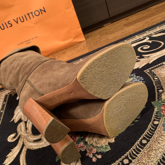 ブーツ大幅値下げ新品未使用Louis Vuitton バックスキンニーハイブーツ