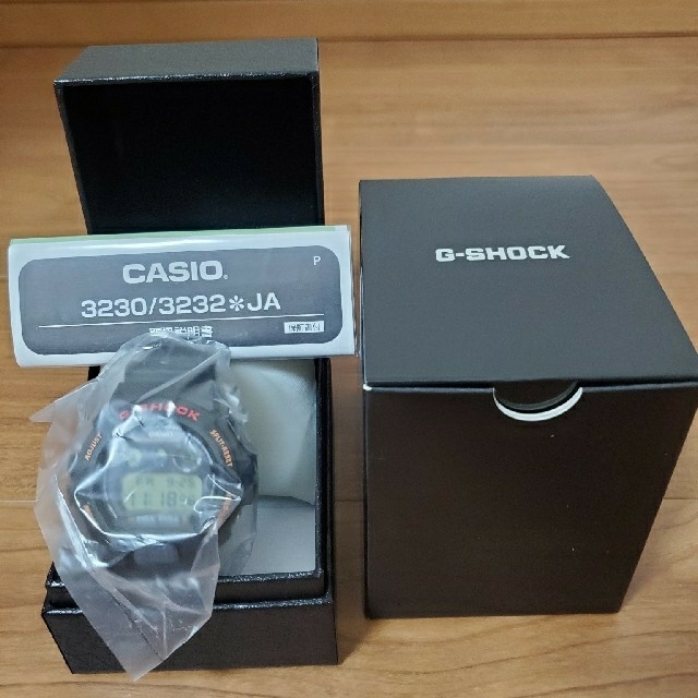 G-SHOCK DW-6900B-9　プライスタグ付き