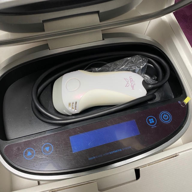 美品・送料込】ke-non ケノン 6.0 脱毛器 新品カートリッジ4つ付き