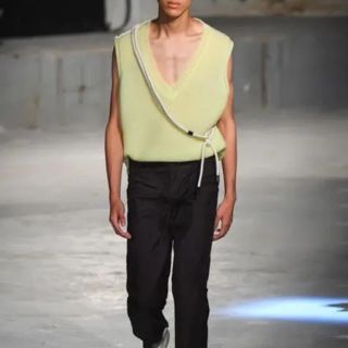 アクネ(ACNE)のBeeee様専用　acne studios 19ss ベスト(ベスト)