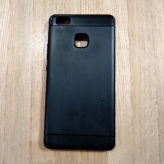 シュピゲン(Spigen)の【カバー HUAWEI P9 lite】SPIGEN ブラック(Androidケース)