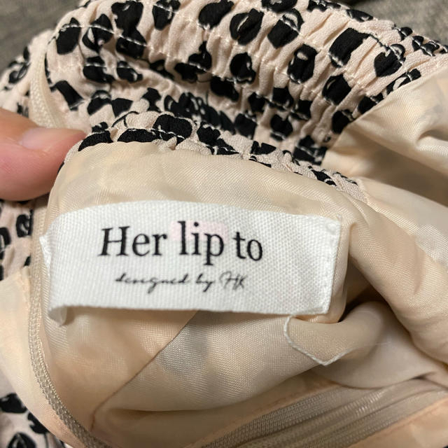 Her lip to ワンピース チェリー　ベージュ　ミニ丈 レディースのワンピース(ひざ丈ワンピース)の商品写真