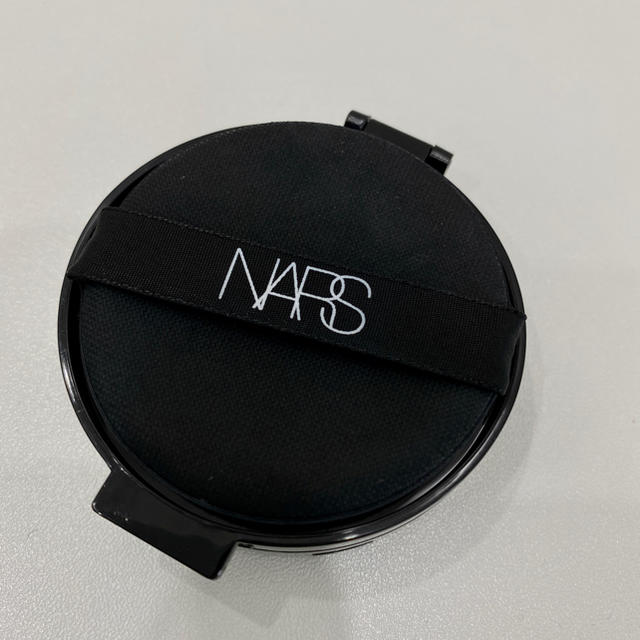 NARS(ナーズ)のナチュラルラディアント ロングウェア クッションファンデーション レフィル コスメ/美容のベースメイク/化粧品(ファンデーション)の商品写真