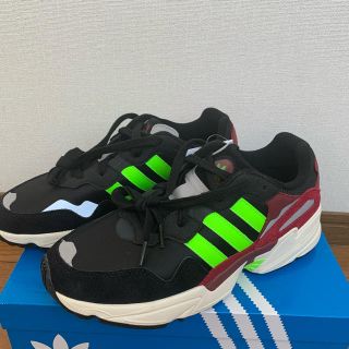 アディダス(adidas)の【adidas】未使用・タグ付き　YUNG-96  ダッドスニーカー(スニーカー)