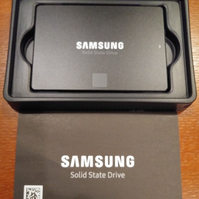 SAMSUNG　SSD 860EVO 500GB 1