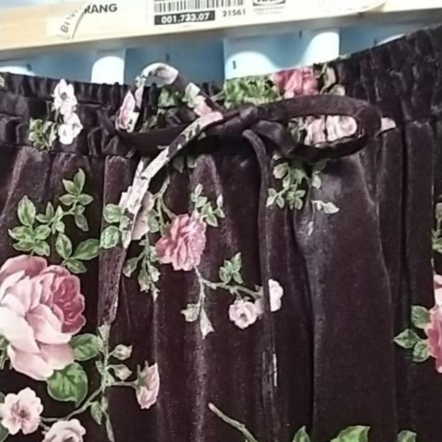 JUNKO SHIMADA(ジュンコシマダ)のシノ様専用 2300&2210 レディースのスカート(ひざ丈スカート)の商品写真