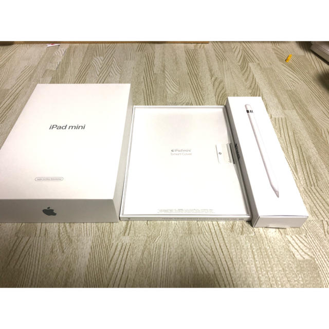 iPad(アイパッド)のiPad mini 5 wifi 256GB セット スマホ/家電/カメラのPC/タブレット(タブレット)の商品写真