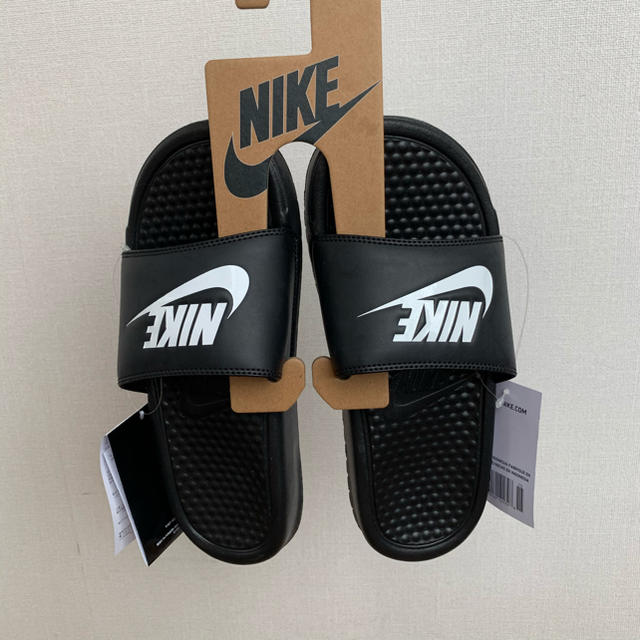 NIKE(ナイキ)の【NIKE】未使用・タグ付き　WMNS BENASSI JDI レディースの靴/シューズ(サンダル)の商品写真