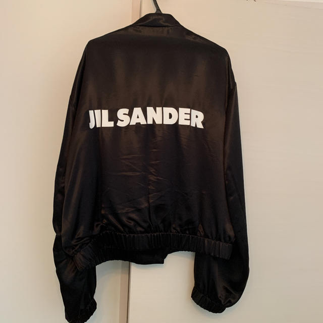 Jil Sander(ジルサンダー)のジルサンダー  サテンブルゾン レディースのジャケット/アウター(ブルゾン)の商品写真