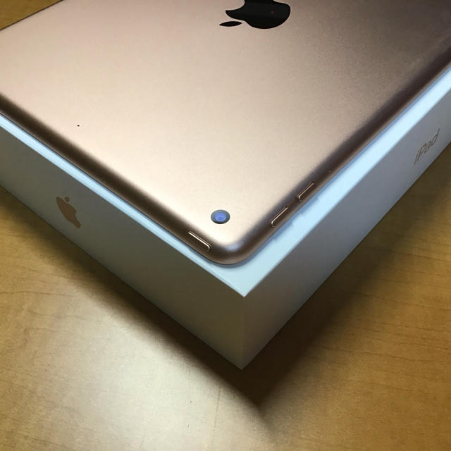 Apple - iPad第6世代本体32GBゴールドWi-Fiモデルの通販 by ダメゴルファー猿's shop｜アップルならラクマ
