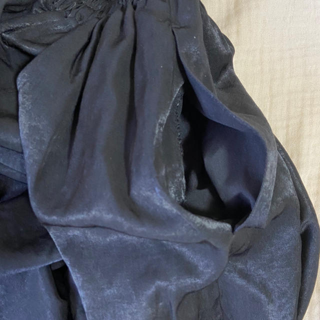 UNIQLO(ユニクロ)のUNIQLO ドレープギャザーロングスカート ブラック レディースのスカート(ロングスカート)の商品写真