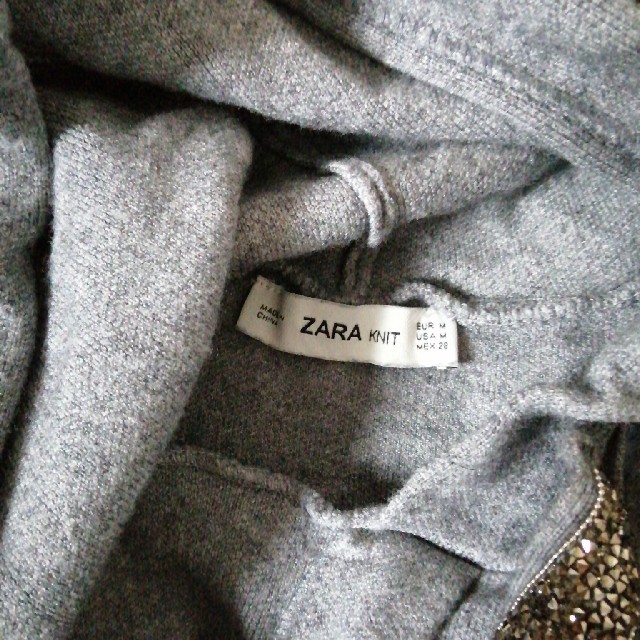 ZARA(ザラ)のZARA ニット　パーカー レディースのトップス(パーカー)の商品写真