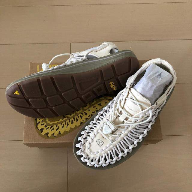 KEEN    ＵＮEEK  サンダル  ホワイト  24.5センチ