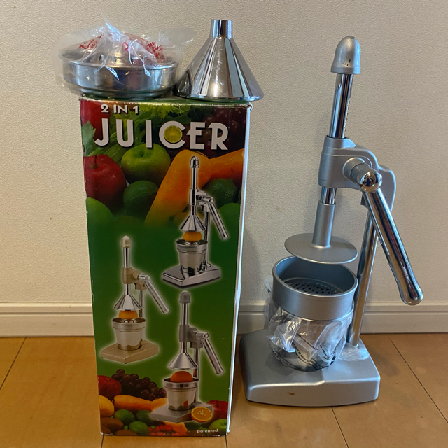 2 in 1 Juicer しぼり器 シトラス ジューサー HBJA-051 スマホ/家電/カメラの調理家電(ジューサー/ミキサー)の商品写真