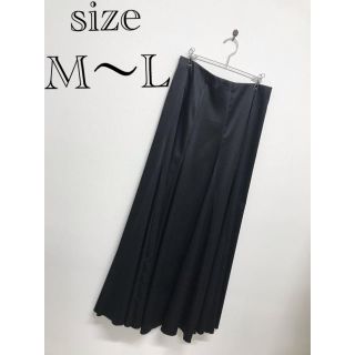 ザラ(ZARA)の無地　黒　ブラック　ロングスカート  革　サテン　艶　m〜L 秋冬　今季　ゴム(ロングスカート)