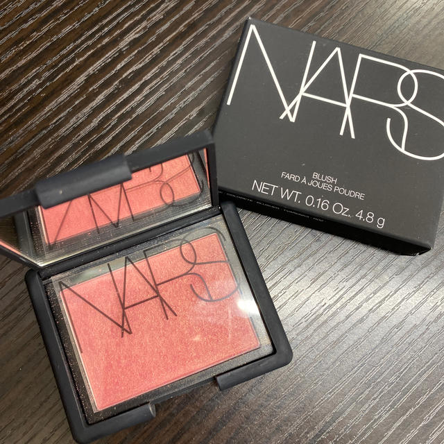 NARS(ナーズ)のNARSブラッシュ チーク orgasm4013 コスメ/美容のベースメイク/化粧品(チーク)の商品写真