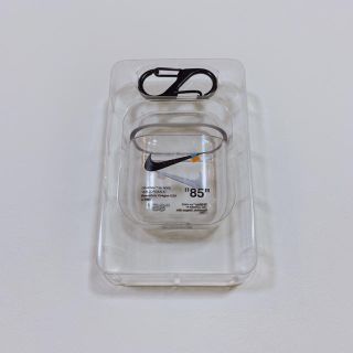 アップル(Apple)のAirPods ケース(ヘッドフォン/イヤフォン)