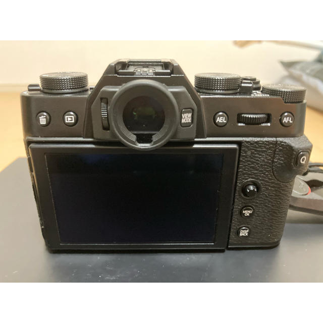 富士フイルム(フジフイルム)のFUJIFILM X-T30 スマホ/家電/カメラのカメラ(ミラーレス一眼)の商品写真