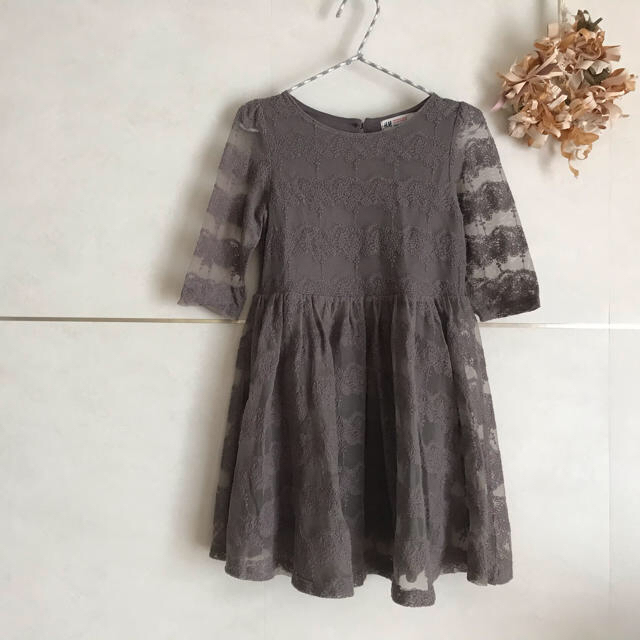 H&M(エイチアンドエム)のH&M ワンピース　120cm キッズ/ベビー/マタニティのキッズ服女の子用(90cm~)(ワンピース)の商品写真