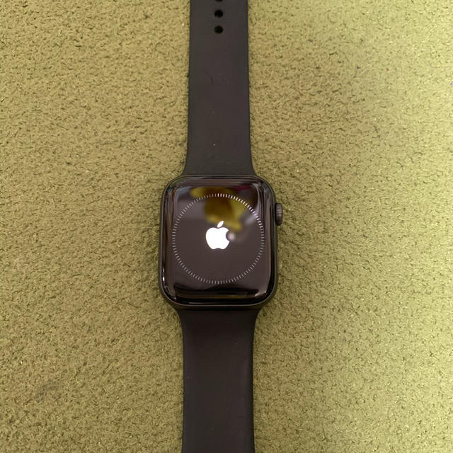 【特価】Apple Watch series4 44mm GPSモデル