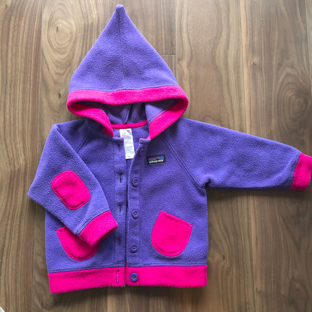 patagonia(パタゴニア)のパタゴニア フリースジャケット ベビー18M  キッズ/ベビー/マタニティのベビー服(~85cm)(ジャケット/コート)の商品写真