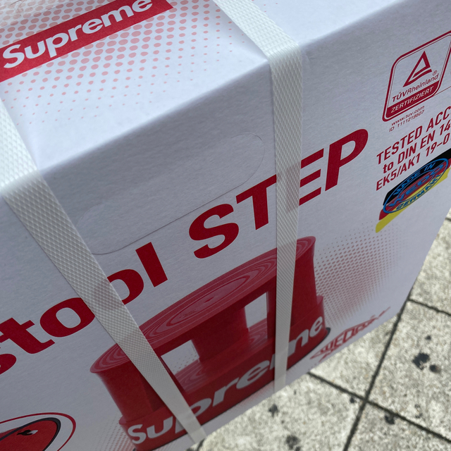 Supreme(シュプリーム)のsupreme wedo step stool  インテリア/住まい/日用品のインテリア/住まい/日用品 その他(その他)の商品写真