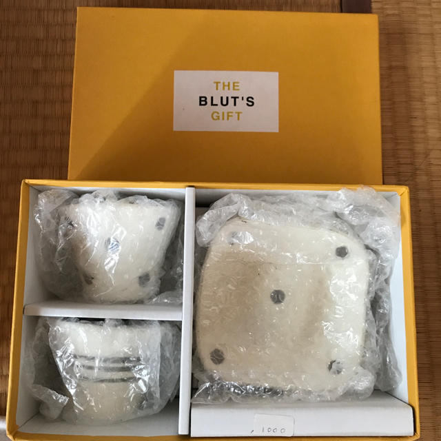 BLUT'S カップとお皿 インテリア/住まい/日用品のキッチン/食器(グラス/カップ)の商品写真