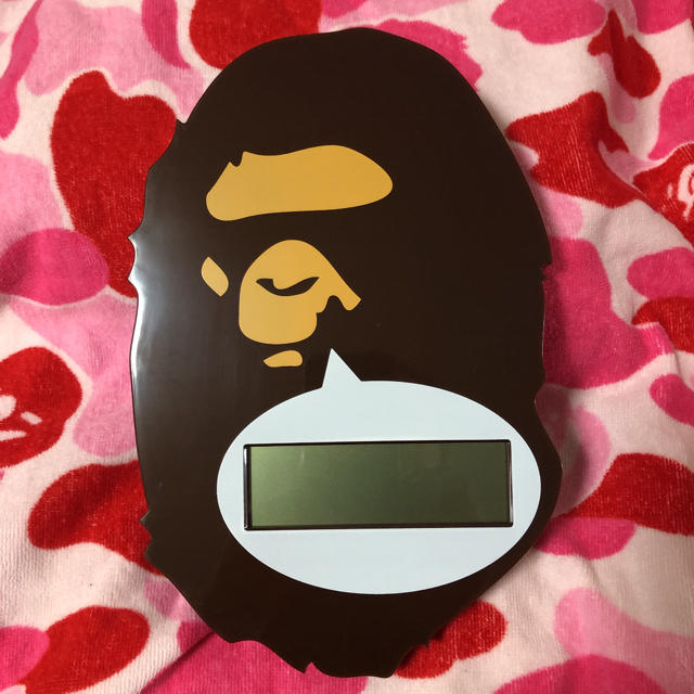 A BATHING APE(アベイシングエイプ)のAPE 時計 新品 デジタル 掛時計 シャークパーカー  ジャケット メンズのトップス(パーカー)の商品写真