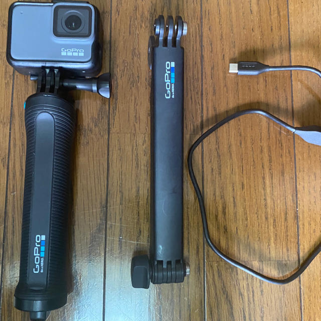 GoPro(ゴープロ)のGoProHERO7silver スマホ/家電/カメラのカメラ(ビデオカメラ)の商品写真