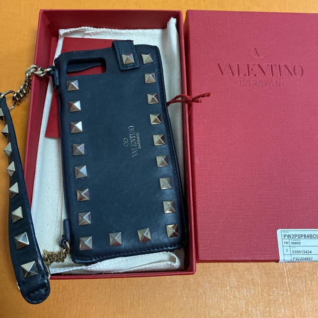 valentino garavani(ヴァレンティノガラヴァーニ)のVALENTINO iPhoneカバー スマホ/家電/カメラのスマホアクセサリー(iPhoneケース)の商品写真